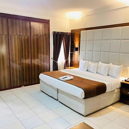 Hotel Presken Shonibare Estate à Lagos Extérieur photo