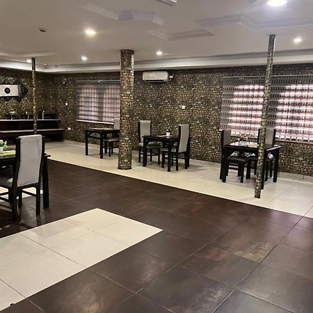 Hotel Presken Shonibare Estate à Lagos Extérieur photo